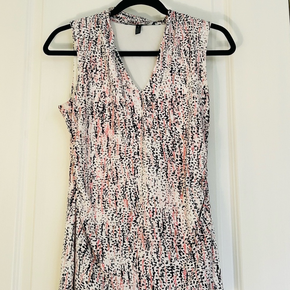 White House Black Market Pink and Black Sleeveless Blouse Women’s Size Small